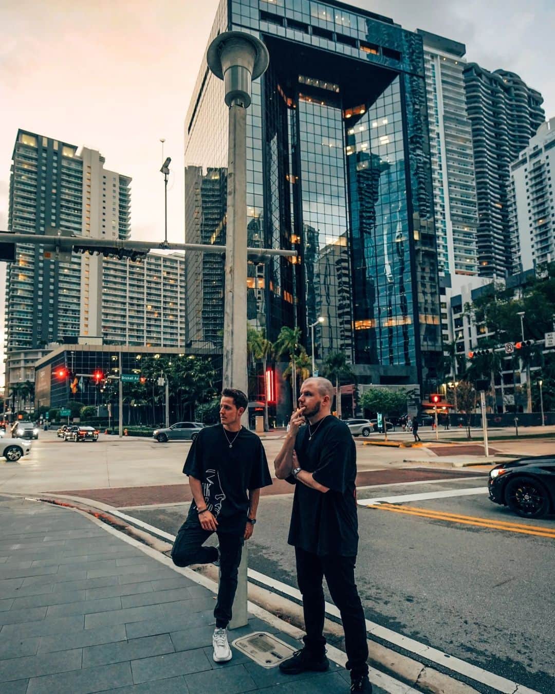 Spinnin' Recordsのインスタグラム：「Did you know that THIS song was never meant to be released? Let's go behind the track and learn more about @sickindividuals's new banger MAIA. This perfect festival tune is out now on Spinnin' Records 🔥」