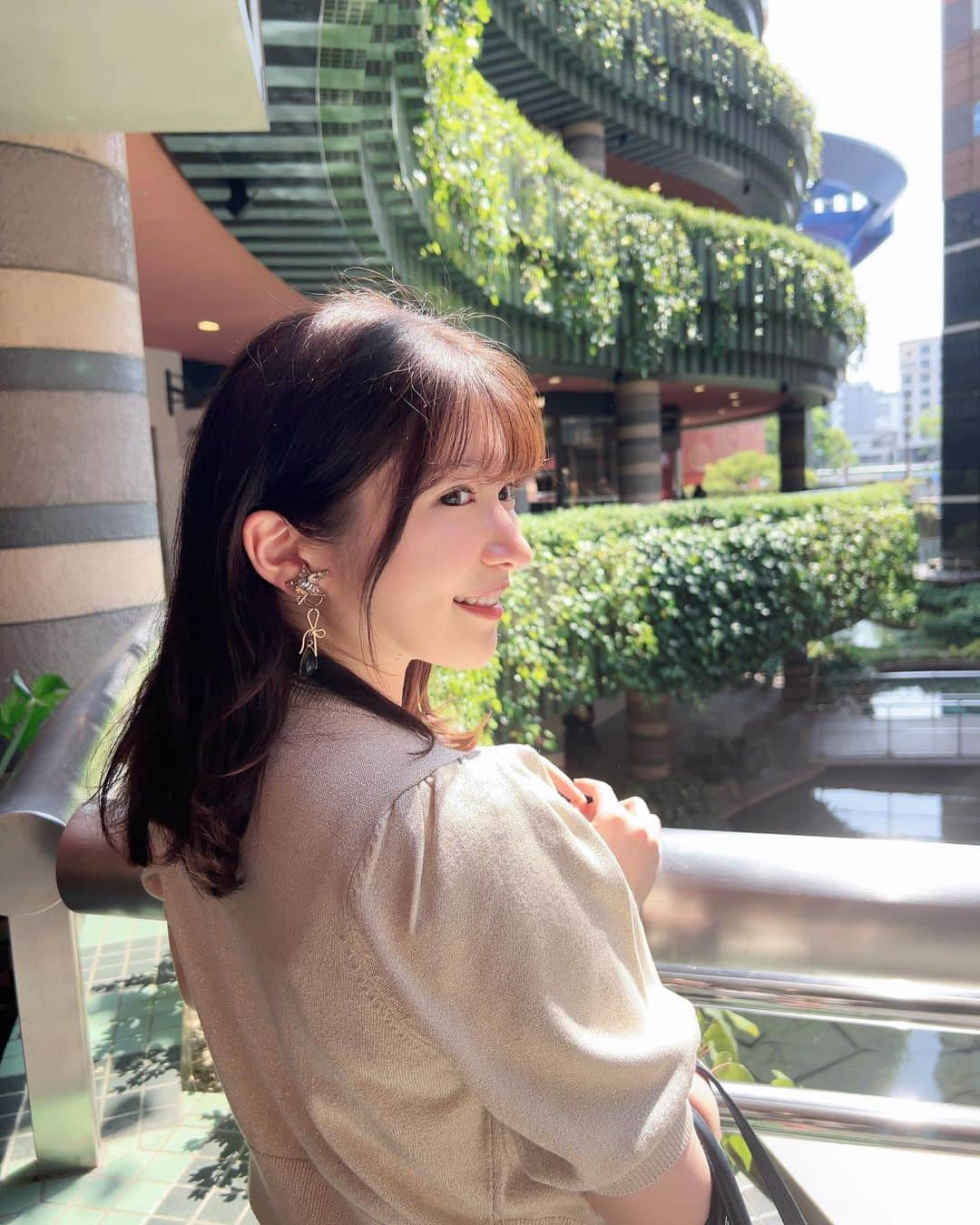 渚志帆さんのインスタグラム写真 - (渚志帆Instagram)「自然光が一番いいよね🫧」6月6日 18時26分 - totsuka_ruu