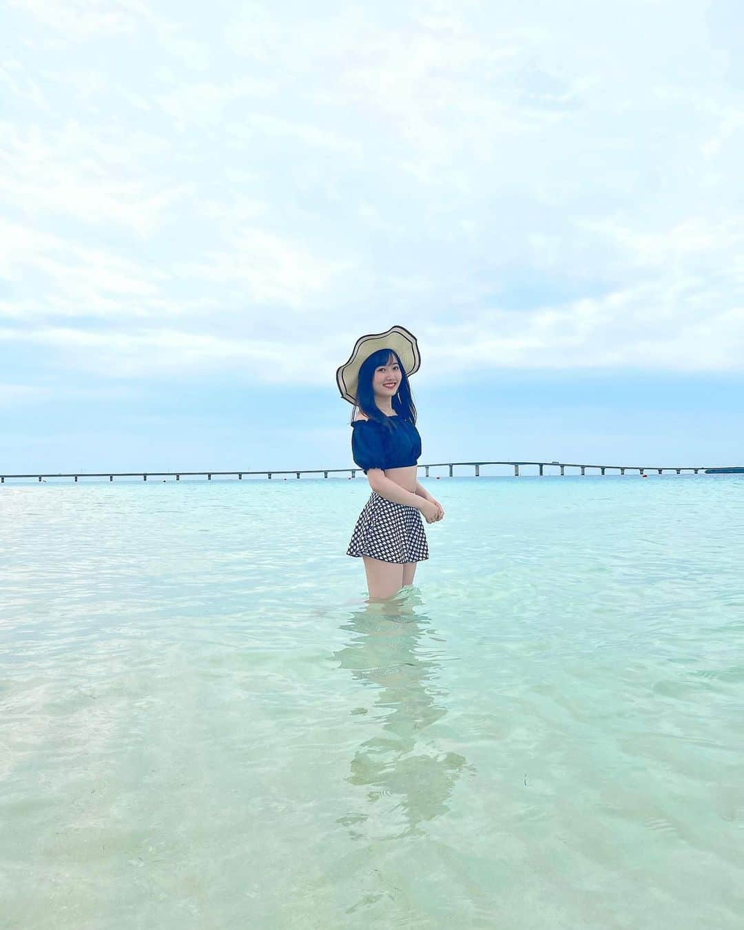 山下夏生さんのインスタグラム写真 - (山下夏生Instagram)「宮古島の写真溜まってるのに投稿遅くなりました‪( ;ᯅ; )‬ : : この旅行のために揃えた水着と麦わら帽子です🖤 似合うー？  #宮古島 #宮古島旅行 #与那覇前浜ビーチ #ビーチスタイル」6月6日 18時52分 - 0719nacho