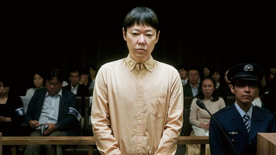 Netflix Japanさんのインスタグラム写真 - (Netflix JapanInstagram)「◆配信開始 映画『死刑にいたる病』（日本）  阿部サダヲ、岡田健史出演。 大学生の雅也（岡田健史）は連続殺人鬼・榛村（阿部サダヲ）の「最後の事件は冤罪だ。真犯人を探してほしい」という願いを聞き、事件を独自に調べ始める。  櫛木理宇の小説を白石和彌監督が映画化。  #死刑にいたる病 #阿部サダヲ #岡田健史 #白石和彌 #櫛木理宇 #映画 #Film #ネットフリックス #netflix」6月6日 19時00分 - netflixjp