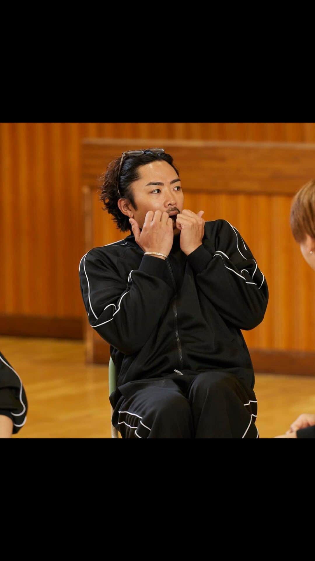 GENERATIONS高校TVのインスタグラム：「収録中に怪奇現象⁉︎急な音に怯えるGENERATIONS 数原龍友  #gene高 #ジェネ高 #generations高校tv #gene #generations #ジェネ #ジェネレーションズ #generationsfromexiletribe #ldh #白濱亜嵐 #片寄涼太 #数原龍友 #小森隼 #佐野玲於 #関口メンディー #中務裕太 #超特急」