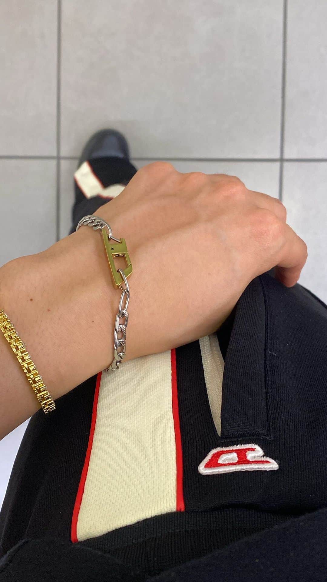 上野裕次郎のインスタグラム：「Come play with us in Osaka!😉❤️‍🔥」