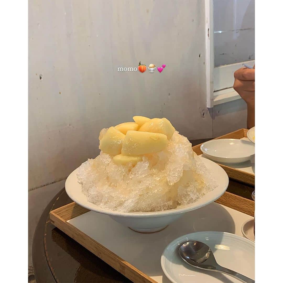 PATRA magazineさんのインスタグラム写真 - (PATRA magazineInstagram)「【並んでいても食べたい！全国のかき氷屋さん🍧🤍】  全国のおすすめかき氷屋さんをご紹介🍉  ・Daiya Maison（大阪） ・うめぞの茶房（京都） ・おいしい氷屋（福岡） ・vuori（神奈川） ・wad（大阪） ・海と坂と（兵庫） ・サカノウエカフェ（東京）  みんなもぜひ行ってみてね🌻🤍  ＼ thank you 🦢 ／ @___321h / @___ponmk2___ @kanasanpo_1106 / @megu.03_03 @chan_said_ / @___reimm.74 @sae_tana_ / @saya26_h  今みんなの中で流行っている事やアイテムがあれば @patra__jp をタグ付けしてぜひ教えてね🔔  皆さんのすてきな投稿をぜひ紹介させてください！ . . #かき氷 #かき氷マニア #大阪かき氷 #都内かき氷 #京都かき氷」6月6日 20時00分 - patra__jp