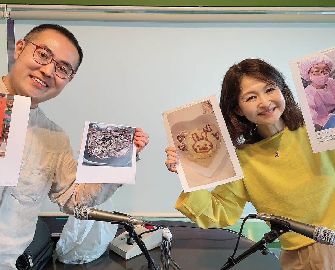 辛島美登里のインスタグラム：「アフパラ「I LOVE たまご🥚」にふさわしき卵愛の楽しい✉️有難うございました🐣ズワイガニ一杯150円の襟裳に行ってみたい🦀モーニングに茶碗蒸しがついてくる長野のカフェって😍ぜいたく朝食は名古屋だけじゃないんですね！カタツムリは孵化した時から🌀つけてる話も初耳🐌いっぱいメモメモしました✍️😊 農業営まれるリスナーさんからそら豆とお酒届きましてありがとうございます🙇‍♀️ 瑞々しい張りのある緑のさやにうっとり…で、 来週のテーマ「I LOVE やさい🥦」です‼️😅 オクラのネバネバ好きな私。大人になって好きになった野菜や、甘くなった人参、海ぶどうの不思議、最近気になる野菜、農家さんのご苦労などなど、教えてください✉️😊 mail@afpara.jp facebook.com/afpara.cfm #アフパラ」