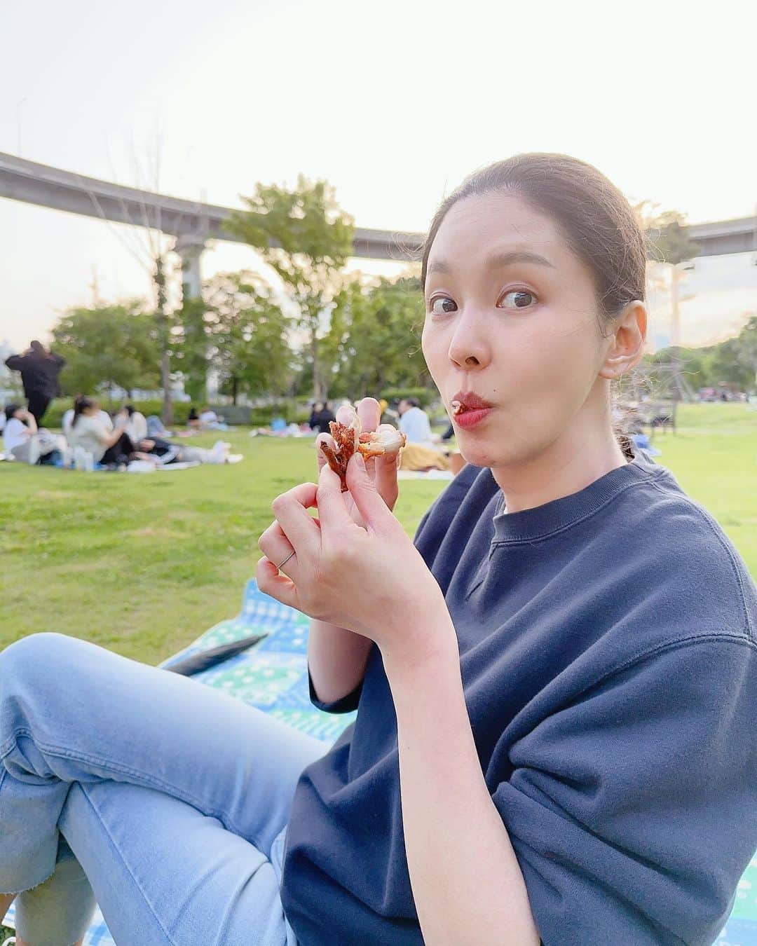 ファン・ソヒのインスタグラム：「today’s afterparty🎉」