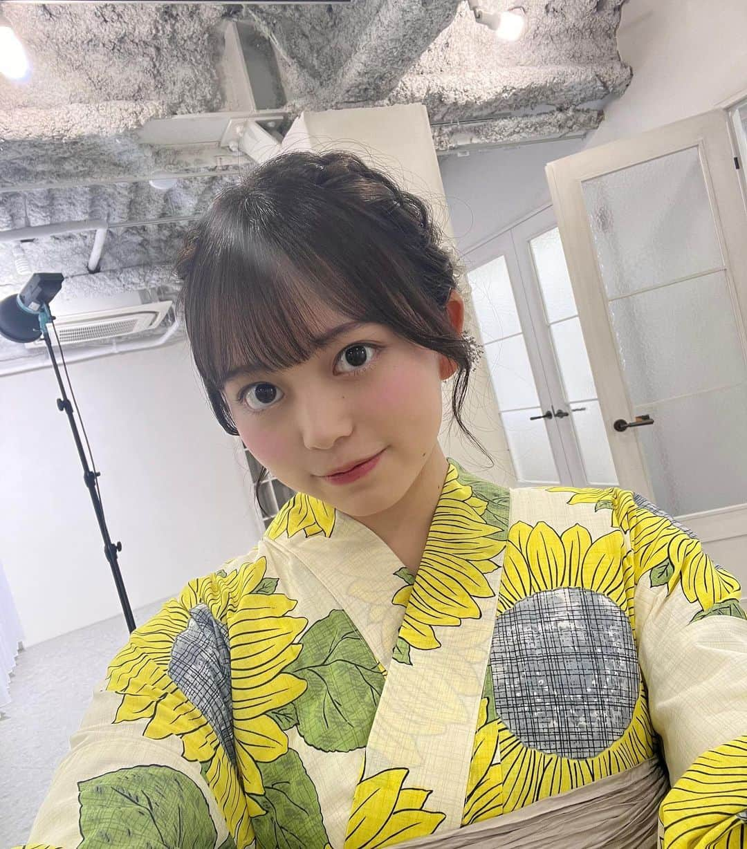 蓬莱舞のインスタグラム：「🌻   #創美苑  #浴衣  #撮影」