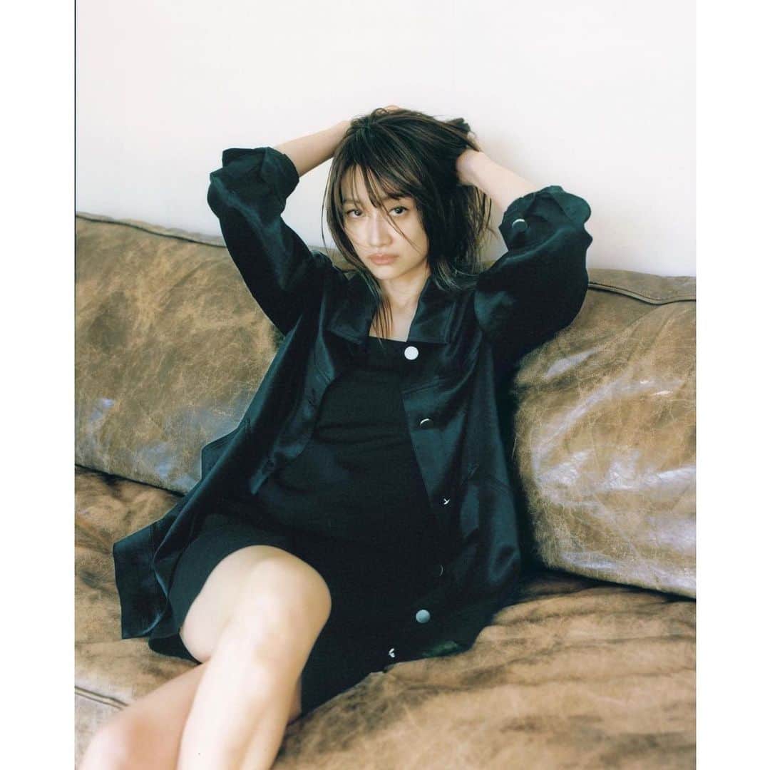 佐川理佳のインスタグラム：「@youn1029 ❤︎  @otonamuse  ph @youtojah  sty @katokasu  hm @rikasagawa」