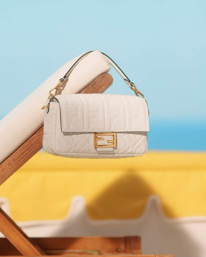 Fendiのインスタグラム：「A Mediterranean beach scene—a key source of inspiration for the #FendiSummer edit—serves as a backdrop in the Fendi Astrology campaign starring Irina Shayk.  The #FendiSummer edit is now available in boutiques and at Fendi.com.  Artistic Director of Couture and Womenswear: @mrkimjones​ Artistic Director of Accessories and Menswear: @silviaventurinifendi ​ Artistic Director of Jewelry: @delfinadelettrez​  Creative Direction: @ronnie.cooke.newhouse @karlbolander  Direction: @stevenmeiselofficial Talent: @irinashayk  Styling: @carlynecerfdedudzeele Hair: @guidopalau Makeup: @patmcgrathreal  Casting: @shelleydurkancasting Set Design: @maryhoward_setdesign」