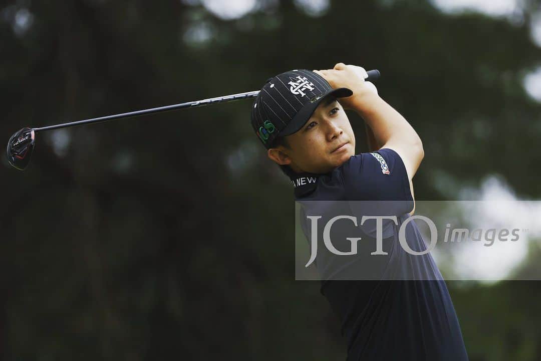 伊藤有志のインスタグラム：「お気にのキャップ🧢　@newerajapan  　 今年から試合で　#59fifty  のキャップを被らせて頂いてます☺︎  いつもは　#9forty  です🙆‍♂️  #ニューエラキャップ  #ニューエラゴルフ #newera  #neweragolf」
