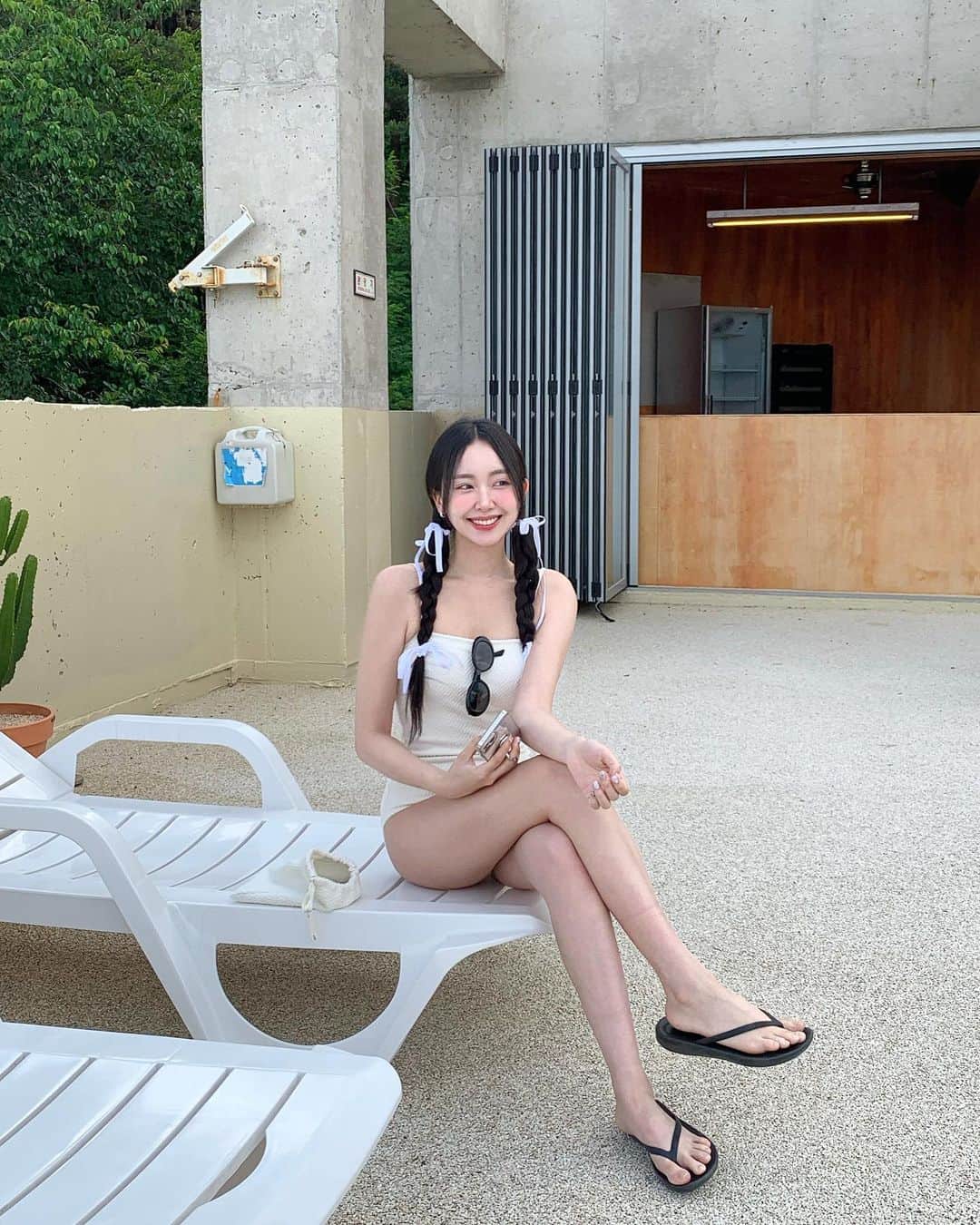 シン・ジインさんのインスタグラム写真 - (シン・ジインInstagram)「일찍 다녀온 여름 휴가 🏖️」6月6日 21時44分 - sinji_in
