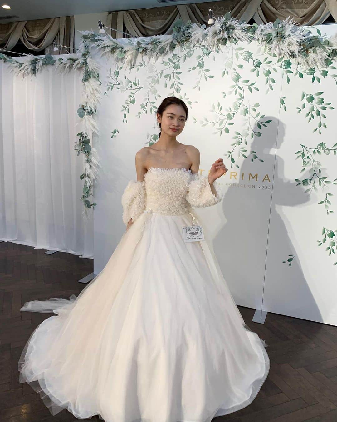 原花奈妃さんのインスタグラム写真 - (原花奈妃Instagram)「ありがとうございました🕊️🤍 @mariarosa_wedding_official  @mariarosa_wedding_lease  @anteprima_japan   #ウェディングドレス  #anteprima  #アンテプリマ」6月6日 21時45分 - hanaki__h