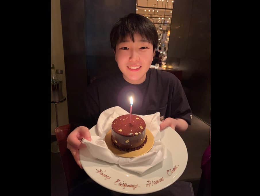 山口茜のインスタグラム：「..  26歳になりました。  たくさんのお祝いメッセージなどなど、 ありがとうございます！  今日も良い日でした🍀  #Level26 #感謝 #誕生日に試合するもんじゃない  #再春館誕生日ラッシュスタート」