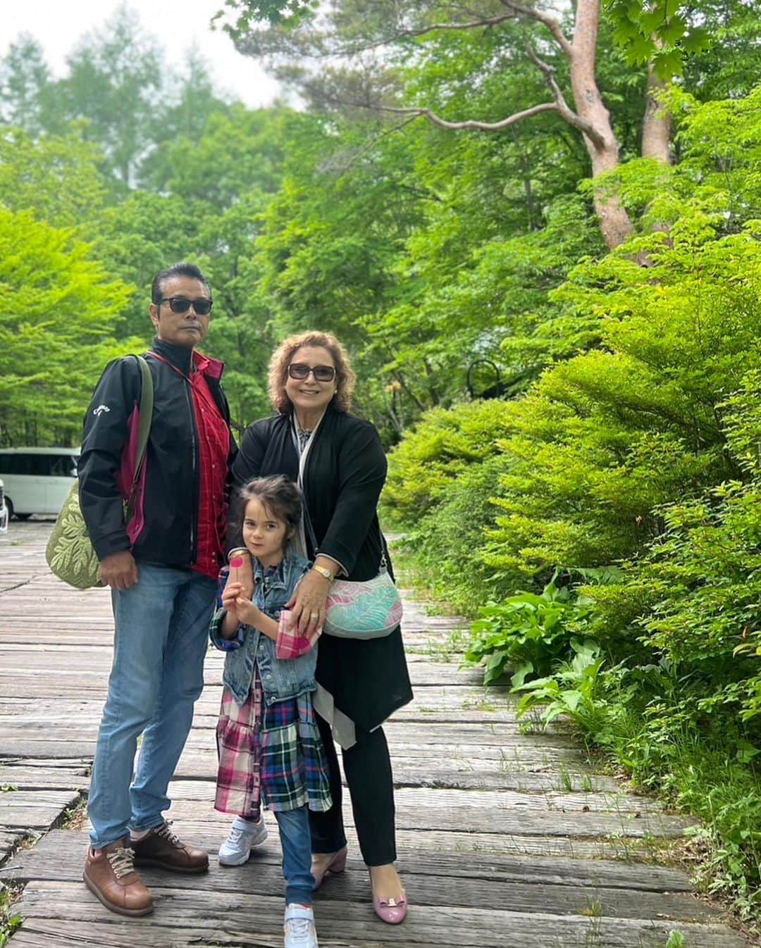 キャシー中島のグルメインスタ