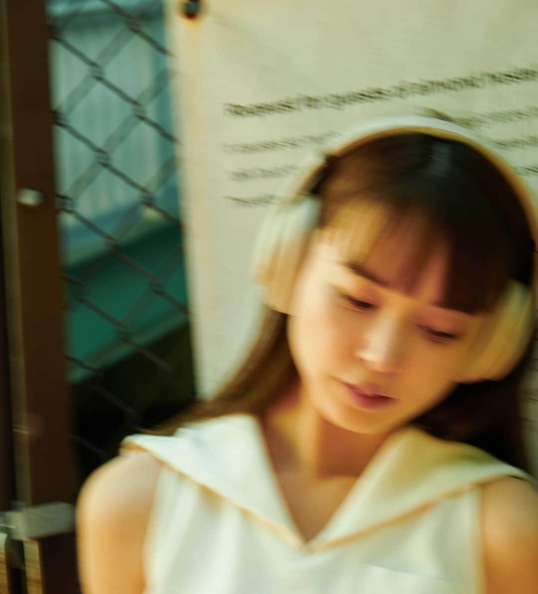 柊有紗のインスタグラム：「🎧」