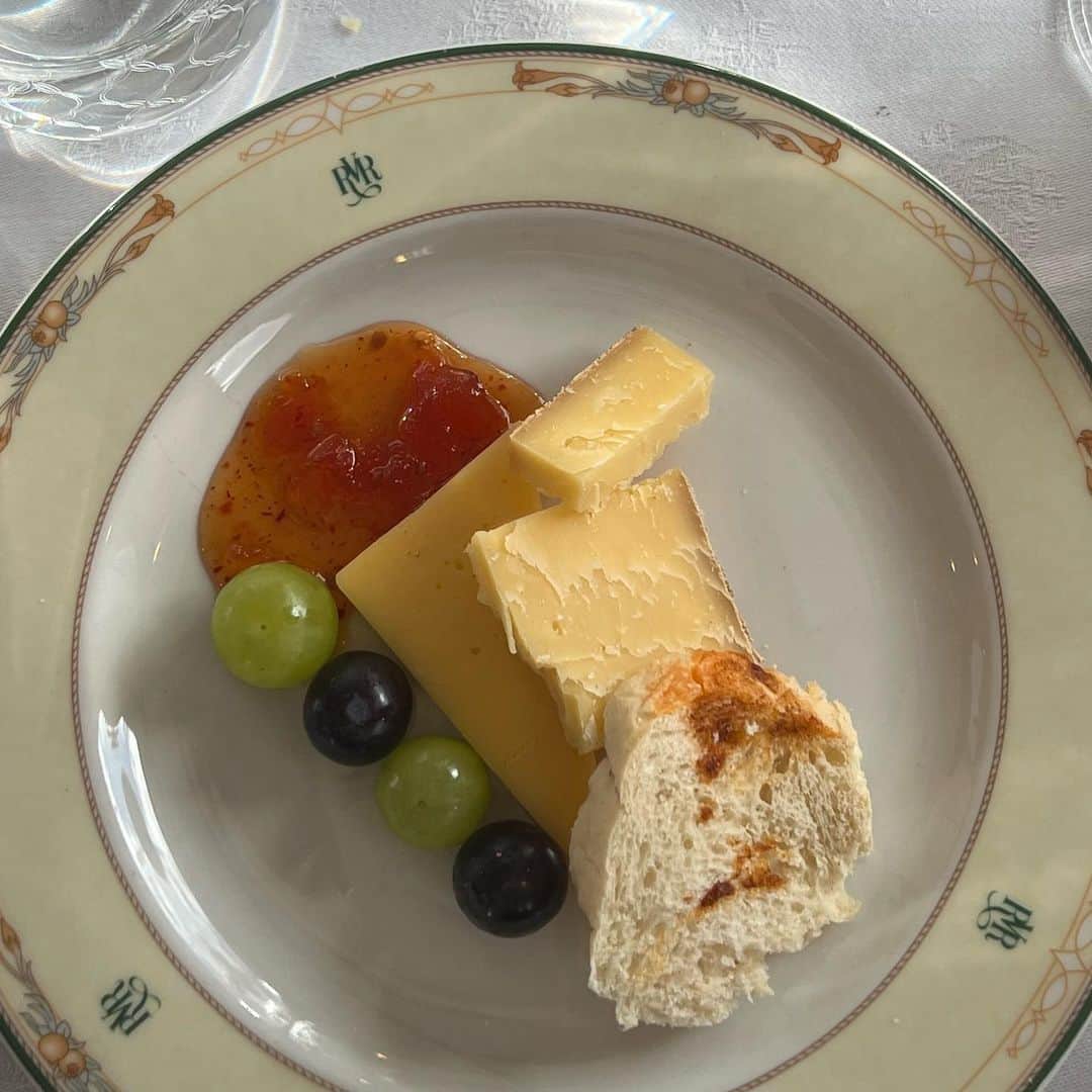 Bianca Ingrossoさんのインスタグラム写真 - (Bianca IngrossoInstagram)「Cheese cheese cheese 😋🧀」6月6日 23時57分 - biancaingrosso