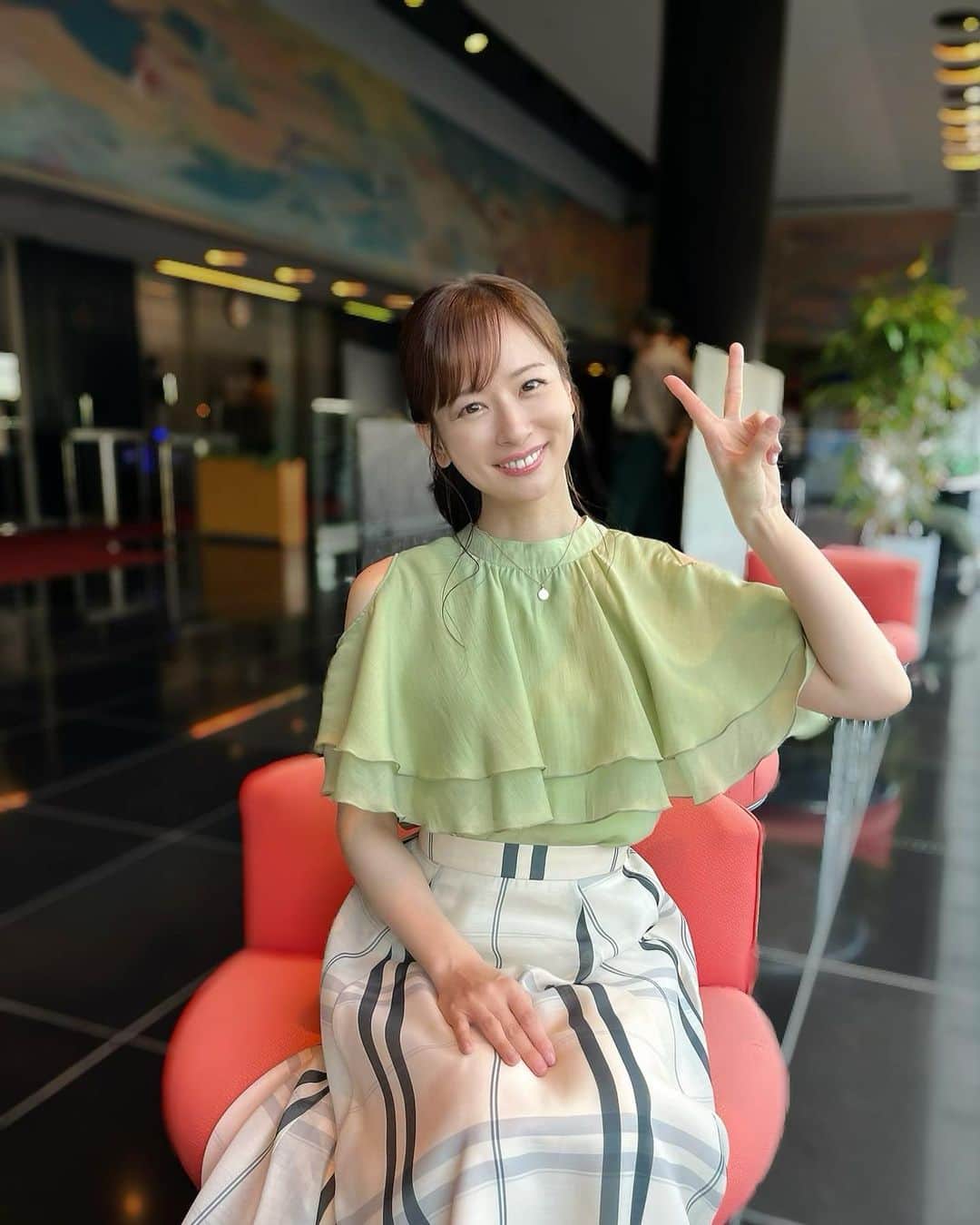 皆藤愛子さんのインスタグラム写真 - (皆藤愛子Instagram)「❤︎ おはようございます💚」6月7日 10時25分 - aiko_kaito_official