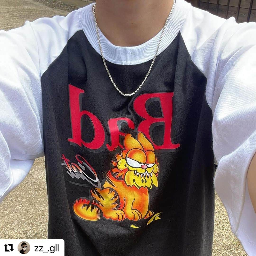 ジーンズメイトさんのインスタグラム写真 - (ジーンズメイトInstagram)「着用アイテム ・ガーフィールドコラボ　ラグランTシャツ ¥4,620  #Repost @zz_.gll with @use.repost ・・・ 【@jeans_mate】さんから頂いた、ガーフィールドコラボラグランTシャツ！！❤️‍🔥   凄くかっこよくて3種類あるから、みんな是非買ってみて！！ 商品はTagしてます🏷 · · · #ジーンズメイト #jeansmate #ストリート #ストリートファッション #ストリートコーデ #ストリート系男子 #ストリート系女子 #古着ストリート #古着コーデ #古着男子 #お洒落 #お洒落さんと繋がりたい #お洒落な人と繋がりたい #ラグラン #コラボ #06 #短髪 #短髪男子」6月7日 10時38分 - jeans_mate