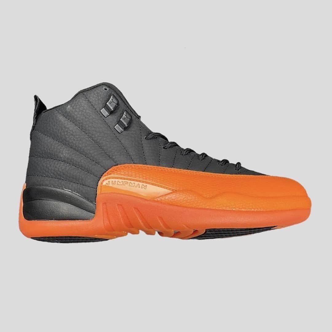 Sneaker Newsさんのインスタグラム写真 - (Sneaker NewsInstagram)「FIRST LOOK: Air Jordan 12 "Brilliant Orange"⁠ Release Date: July 13th, 2023 ($200)⁠ LINK IN BIO for more details.」6月7日 2時13分 - sneakernews