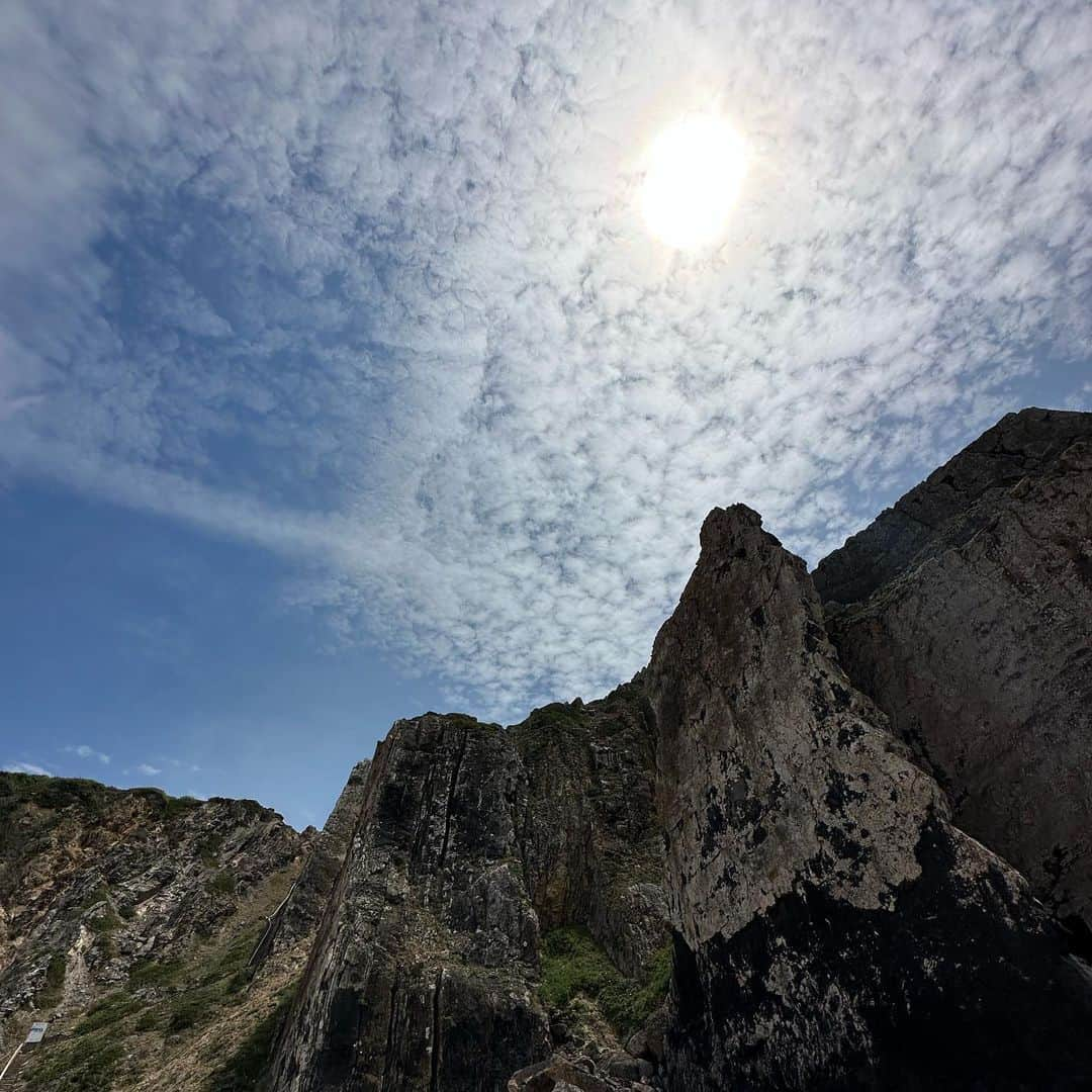 ニッキ・バン ダイクさんのインスタグラム写真 - (ニッキ・バン ダイクInstagram)「We💙Portugal ! So much🥹🧚🏼‍♂️🌊🌞」6月7日 3時29分 - nikkivandijk