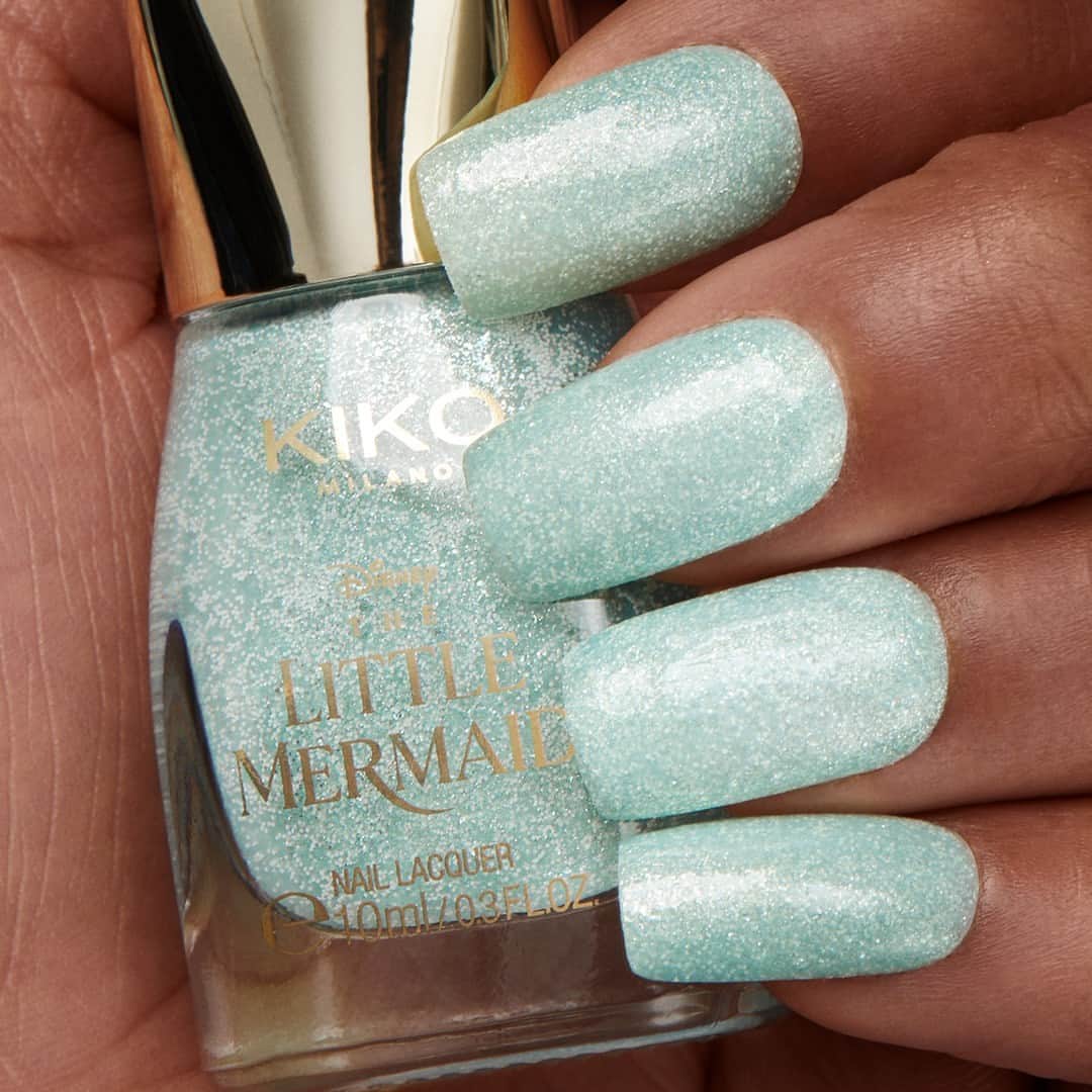 KIKO MILANOさんのインスタグラム写真 - (KIKO MILANOInstagram)「Which #naillook is your pick: 1 or 2? This summer, match your nails to the ocean! 🌊 Our new nail lacquers from #KIKOSummer23 are perfect for this! 😍​⁣ ⁣ Watch @DisneyStudiosUK’s #TheLittleMermaid only in cinemas​⁣ ⁣ Shades 01, 02」6月7日 3時40分 - kikomilano