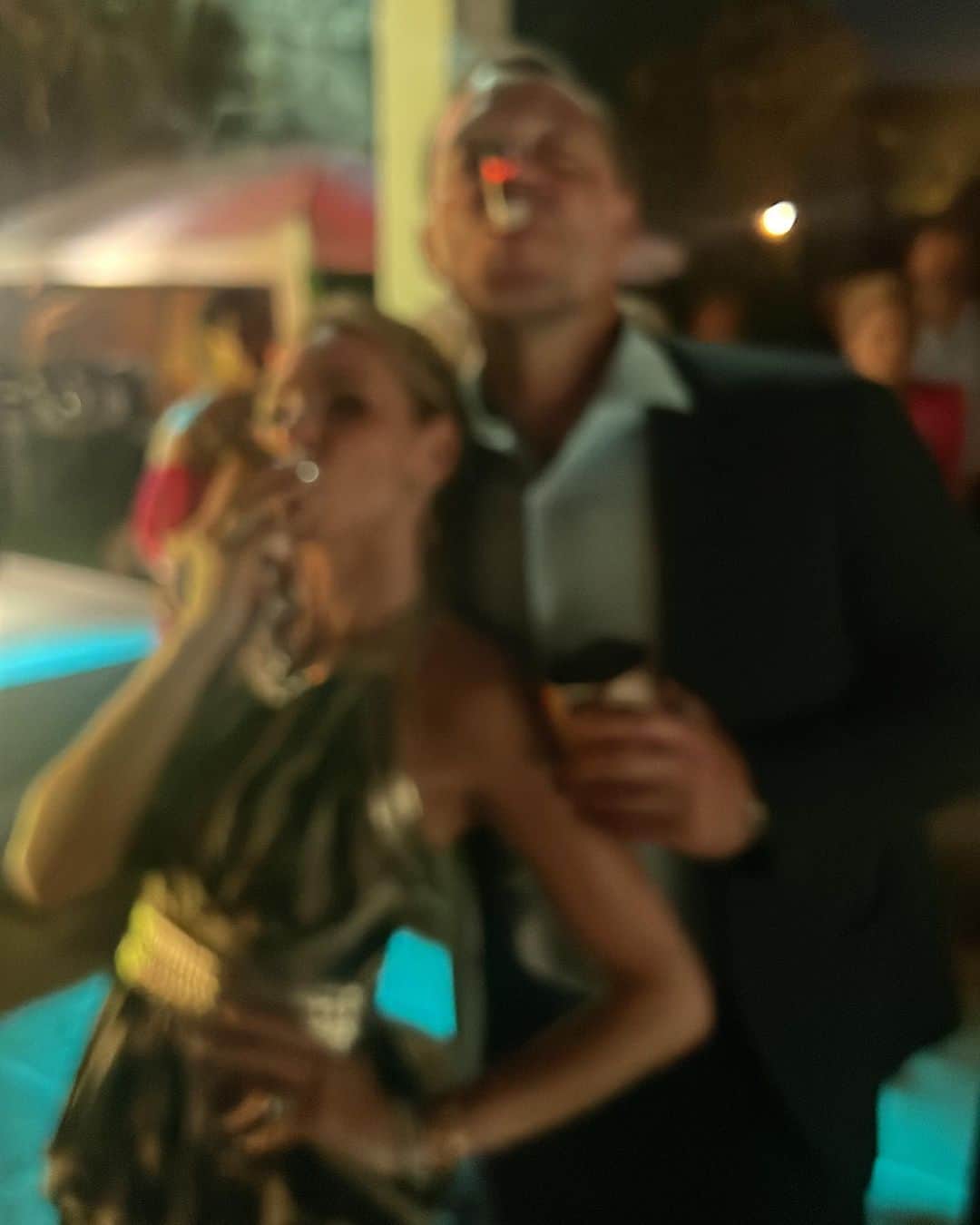 ジョン・テリーのインスタグラム：「@toniterry26 🇪🇸🕺💃🎉🥃💨  Wedding Vibes…」
