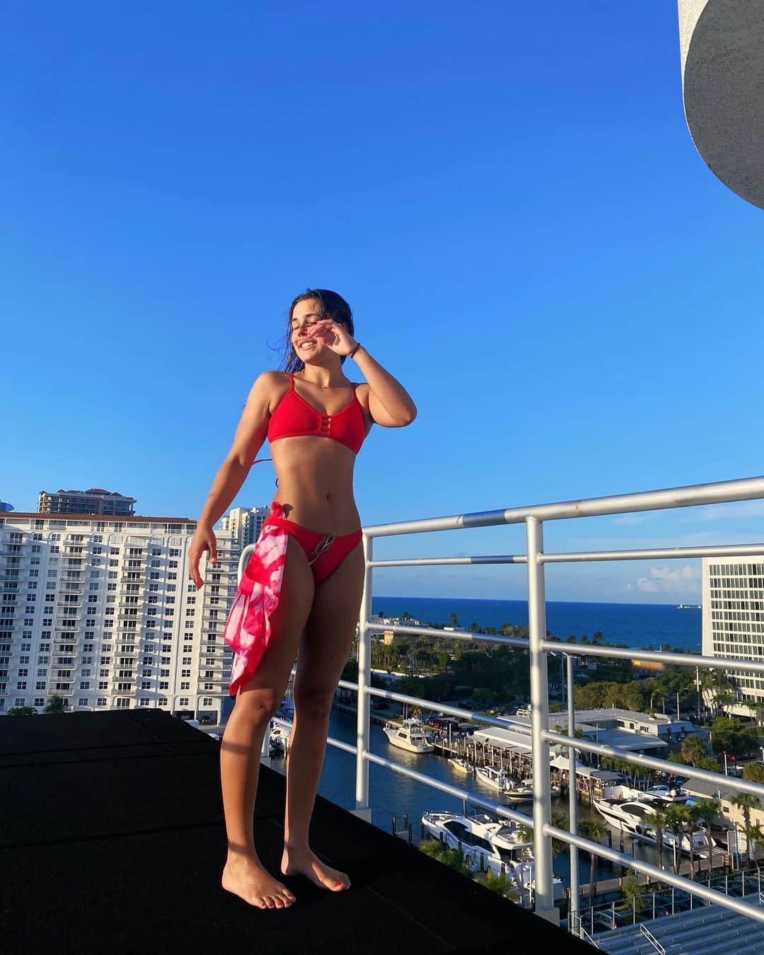 JOLYN Swimwearのインスタグラム：「It may be WINTER but you can always find an excuse to rock a matching bikini set 👙❣️ // #jolynaustralia」