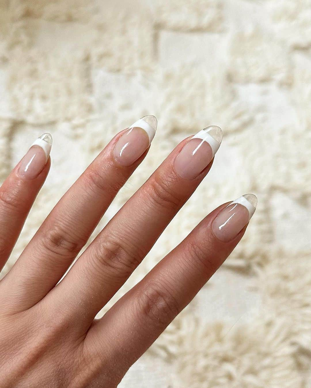 安田直美さんのインスタグラム写真 - (安田直美Instagram)「Clear French 💅🏽  #frenchmanicure #gelnails #simplenails」6月7日 5時12分 - naominailsnyc