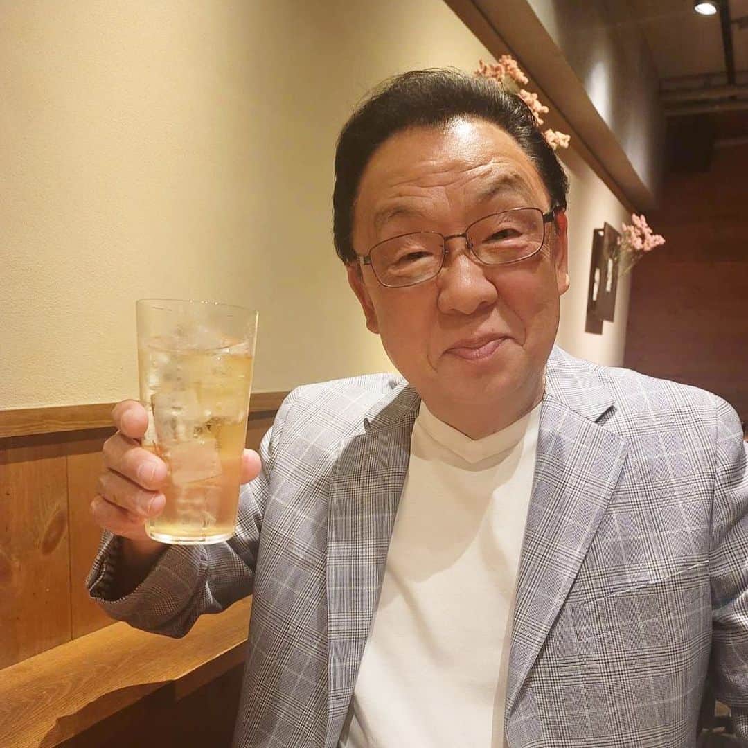 梅沢富美男さんのインスタグラム写真 - (梅沢富美男Instagram)「今日も今日とて飲んでます！  #晩酌 #仕事終わり」6月7日 20時14分 - tomioumezawa