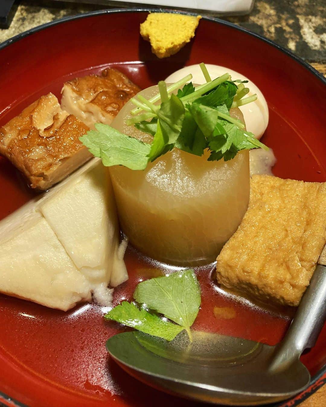 工藤ジェニファー茉侑さんのインスタグラム写真 - (工藤ジェニファー茉侑Instagram)「#神泉グルメ　@rakucin01   店員さんたちがイケメン😀  #渋谷グルメ #楽椿  #池尻グルメ #池尻大橋グルメ #池尻大橋 #焼鳥屋 #焼き鳥好きな人と繋がりたい  #和食　#washoku #西麻布　#西麻布グルメ #酒スタグラム #グルメ女子 #グルメスタグラム #グルメ好きな人と繋がりたい #グルメな人と繋がりたい #恵比寿グルメ  #恵比寿 #六本木 #やきとり　#焼き鳥　#焼鳥 #焼鳥好きな人と繋がりたい #yakitori #ヤキトリ　#日本酒　#ビール　#おでん　#神泉」6月7日 19時11分 - jennifermayu_s