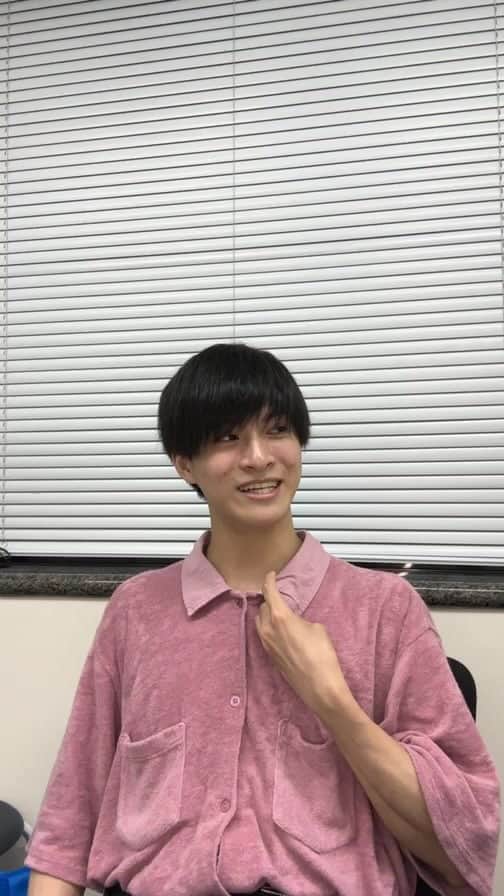 髙田彪我のインスタグラム：「しめたんグッズいっぱいあって幸せな配信」