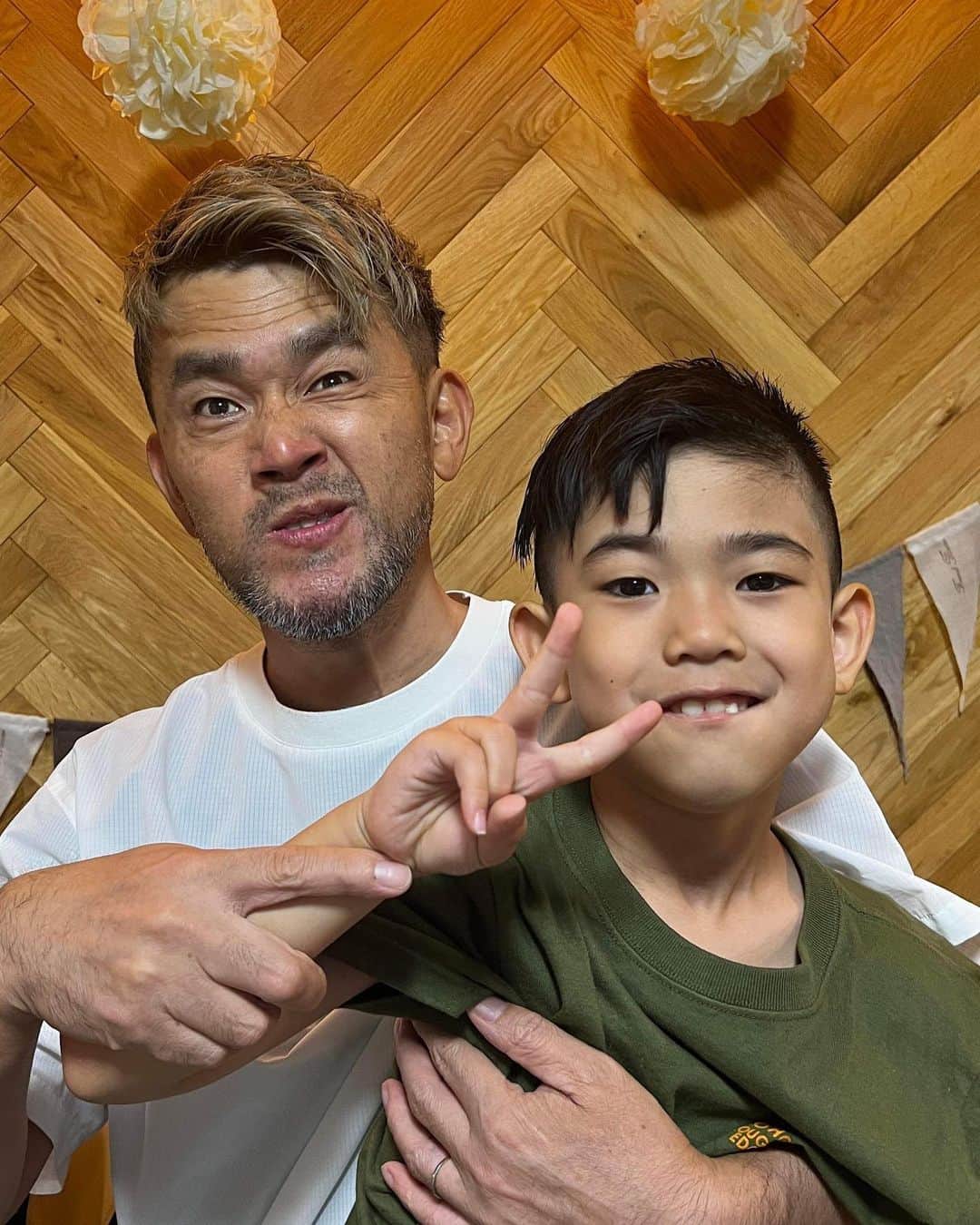 kougeishaのインスタグラム：「おぎんぎんと散髪💈デートしてきました。」