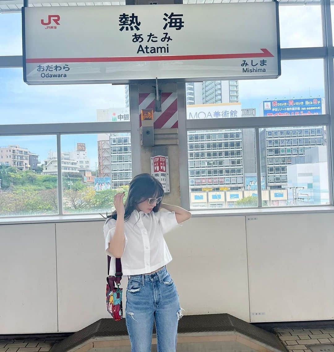 吉崎綾さんのインスタグラム写真 - (吉崎綾Instagram)「熱海で祝って頂いた𓂃𓈒𓏸🕊✉️ 🤍 沢山笑って行きから疲れたけど 大好き！！！！！！！笑」6月7日 19時44分 - yoshizaki_aya