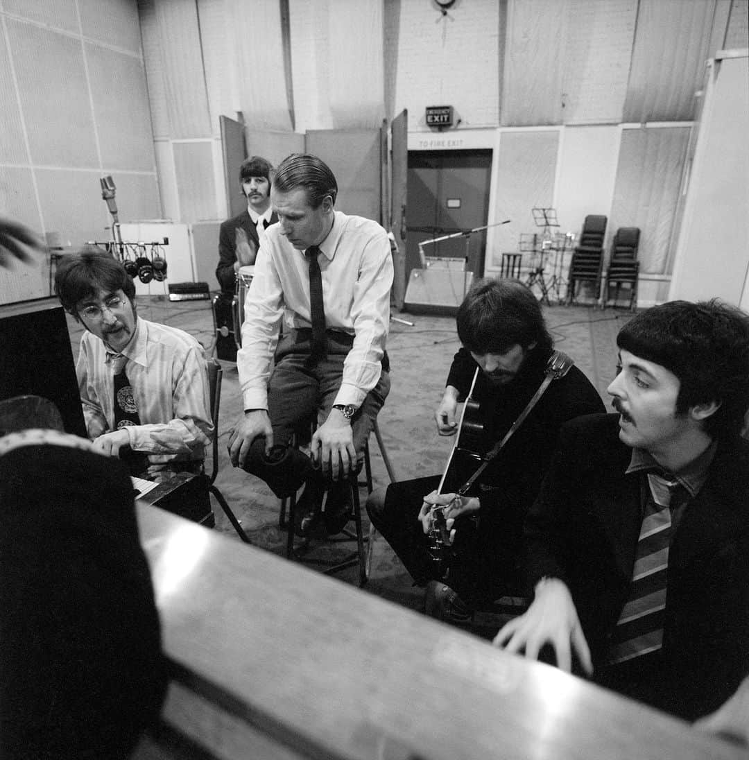 The Beatlesさんのインスタグラム写真 - (The BeatlesInstagram)「“As we got up to Sgt Pepper, George Martin had really become an integral part of it all. We were putting in strings, brass, pianos, etc., and George was the only one who could write it all down. He was also brilliant. One of them would mention: ‘Oh, I’d like the violin to go “de de diddle”,’ or whatever, and George would catch it and put it down. He became part of the band.” - Ringo  #TheBeatles #1960s ⁠  @ringostarrmusic @georgeharrisonofficial @paulmccartney @johnlennon ⁠ Photo © Apple Corps Ltd.」6月7日 20時07分 - thebeatles