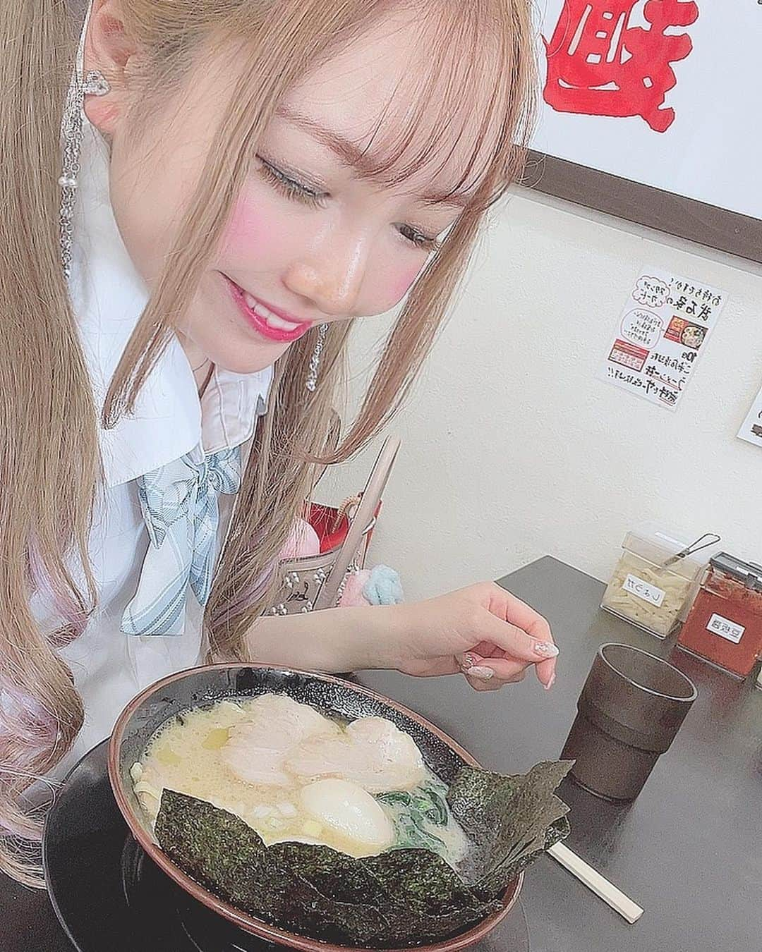 お茶の水うらんさんのインスタグラム写真 - (お茶の水うらんInstagram)「ラーメン🍥🍜姫🍜  家系🏠✨💕 この一週間はダイエットしてます ( *´꒳`* )✨💕💗  #家系ラーメン #家系 #ラーメン #noodle #japanese #japanesefood #noodle #小岩 #新小岩 #新小岩グルメ」6月7日 20時07分 - uran_alcoholic