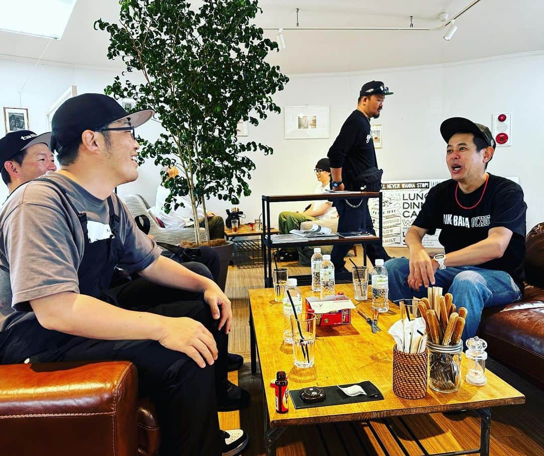 マッコイ斉藤のインスタグラム：「ずーっと怒られてるノッチです。」