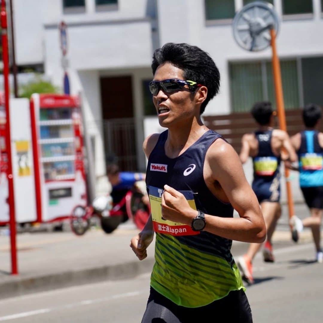 小椋裕介のインスタグラム：「Next race  6/25  Hakodate Half Marathon  Photo @seiyatakaki   #yakult  #marathon  #running  #oakley  #oakleyjapan」