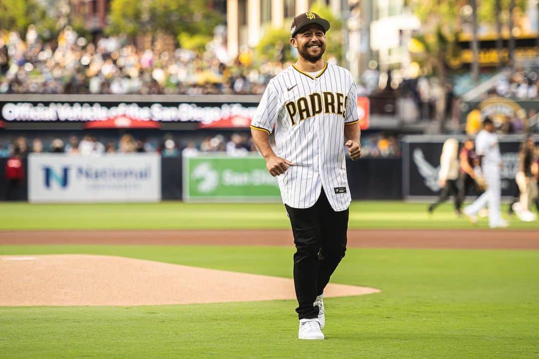 ザンダー・シャウフェレのインスタグラム：「Xan Diego. Let’s go @padres」