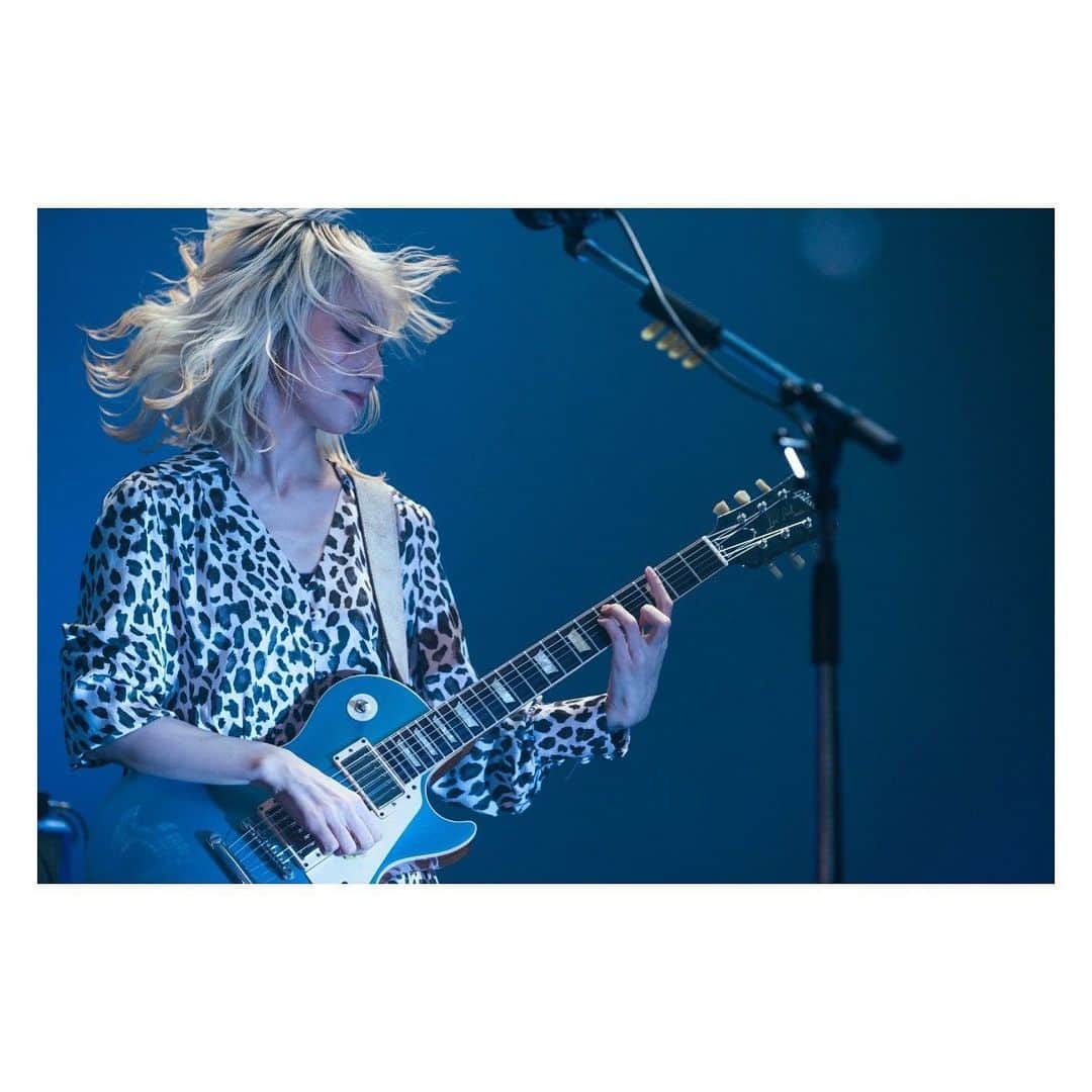 MAMIのインスタグラム：「百万石音楽祭2023～ミリオンロックフェスティバル～ . 午前中から我々のステージに集まってくれた皆様😭 本当にありがとうございました😭😭😭‼️‼️‼️‼️ あんなにもたくさんの方が観に来てくれると思っていなかったのでびっくり🥲🥲嬉しかったです🥲🥲💗🫧🪽 . . とりあえず激クソ代謝悪女(私)でも汗かくほど楽しかったし熱かったし暑かったし最高だったです🥲🙏🪽 ありがとうございました🥲💗🪽 (無事、🌽大収穫できたことｳｫ、ココにご報告致します🥵💗💦) . 夏が始まるねえ〜と言った気持ち(^｡^) . . .  📸 @takeshiyao」