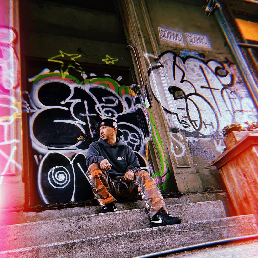 DJ RYOWのインスタグラム：「今回のNY🗽も感謝のみ。  色んな刺激やパワーももらったし、今後の色んなことを考える良い修行の旅になりました。お世話になったみんな、ありがとう🙏  名古屋戻って頑張ろ。気合い。  Work is fun n game. That's my life.」