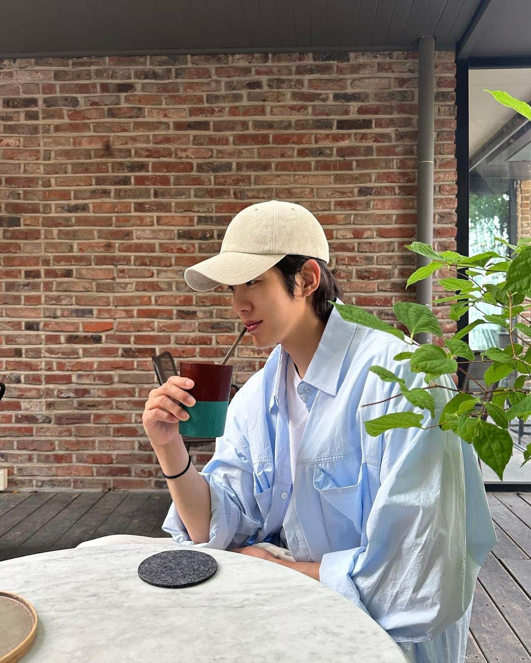 ソンヨルさんのインスタグラム写真 - (ソンヨルInstagram)「🩵」6月7日 13時04分 - sungyeol_827