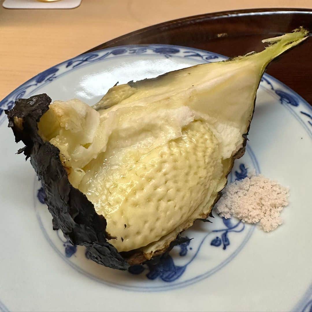 井上公造さんのインスタグラム写真 - (井上公造Instagram)「次の予約まで1年半。それでも、この店だけは定期的に行きたい。これぞ、本物の和食。東京で京都を感じることができる。今回も美味しかったです😋  #赤坂グルメ  #日本料理  #食べログ4.61 #一見さんお断り  #予約困難店  #日本料理の最高峰」6月7日 14時39分 - inouekozo39