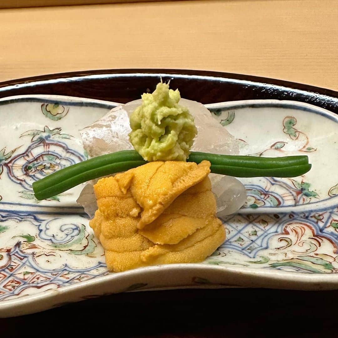 井上公造さんのインスタグラム写真 - (井上公造Instagram)「次の予約まで1年半。それでも、この店だけは定期的に行きたい。これぞ、本物の和食。東京で京都を感じることができる。今回も美味しかったです😋  #赤坂グルメ  #日本料理  #食べログ4.61 #一見さんお断り  #予約困難店  #日本料理の最高峰」6月7日 14時39分 - inouekozo39