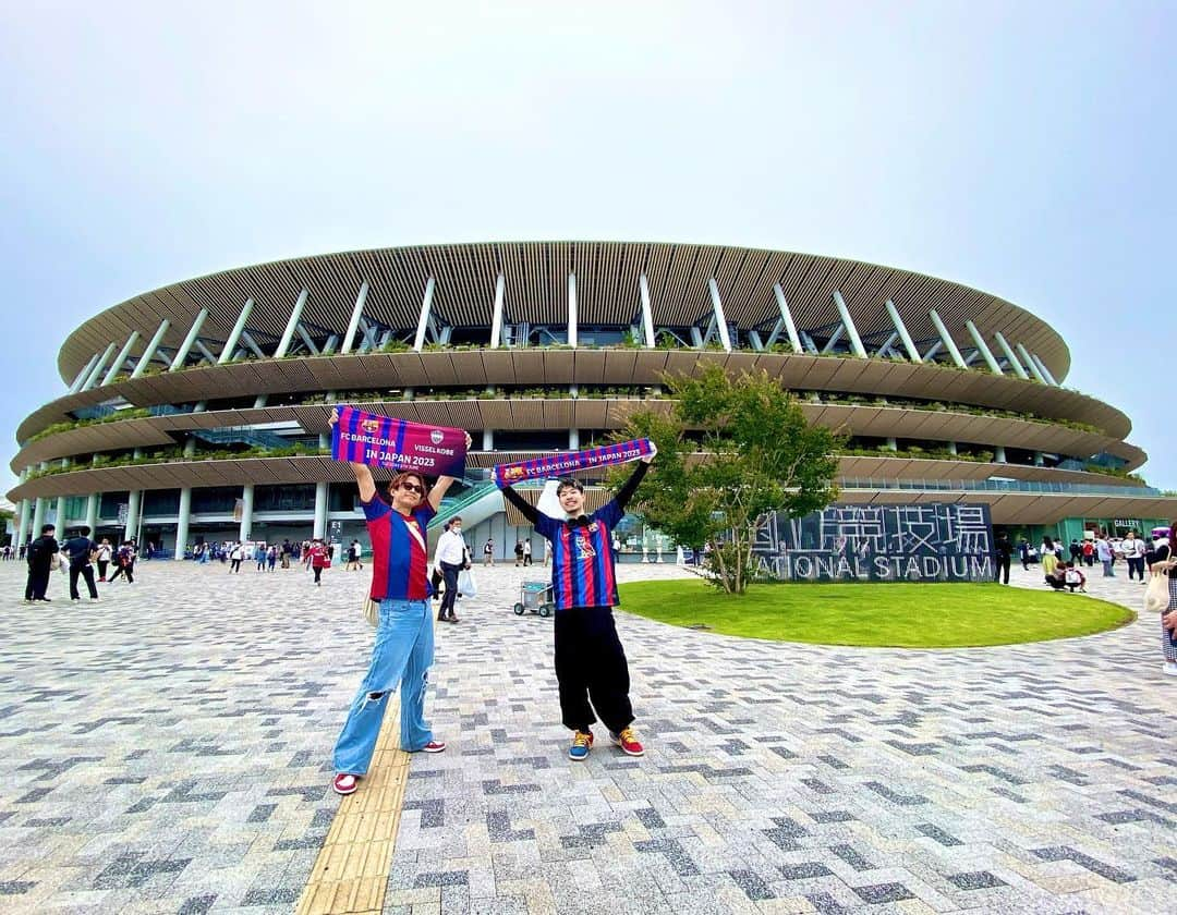 Achiさんのインスタグラム写真 - (AchiInstagram)「⚽️✨ 最高な思い出またひとつ  #バルセロナ #ヴィッセル神戸 #イニエスタありがとう #サッカー好き」6月7日 14時32分 - achiwilder