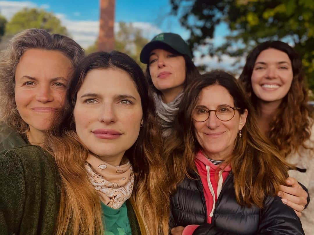 レイク・ベルのインスタグラム：「Thanks to everyone who put in the hours, love and energy. 🙏🏼 @here4thekidsaction」
