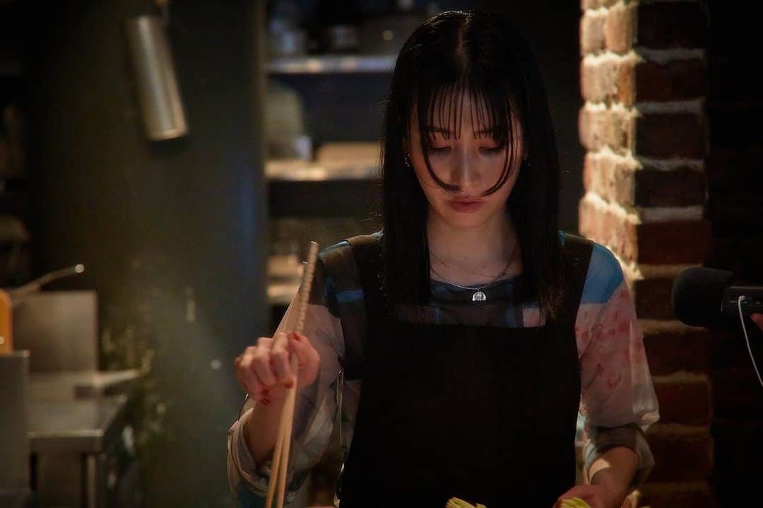 TOMOMIのインスタグラム：「interfm 「大塚製薬 賢者の食卓 ダブルサポート presents 今日の音メシ」  radikoのタイムフリーやinterfmのYouTubeで聴けます🍚  WILD PACK焼きうどんめっちゃおいしいから作ってみてほしい〜🥢」