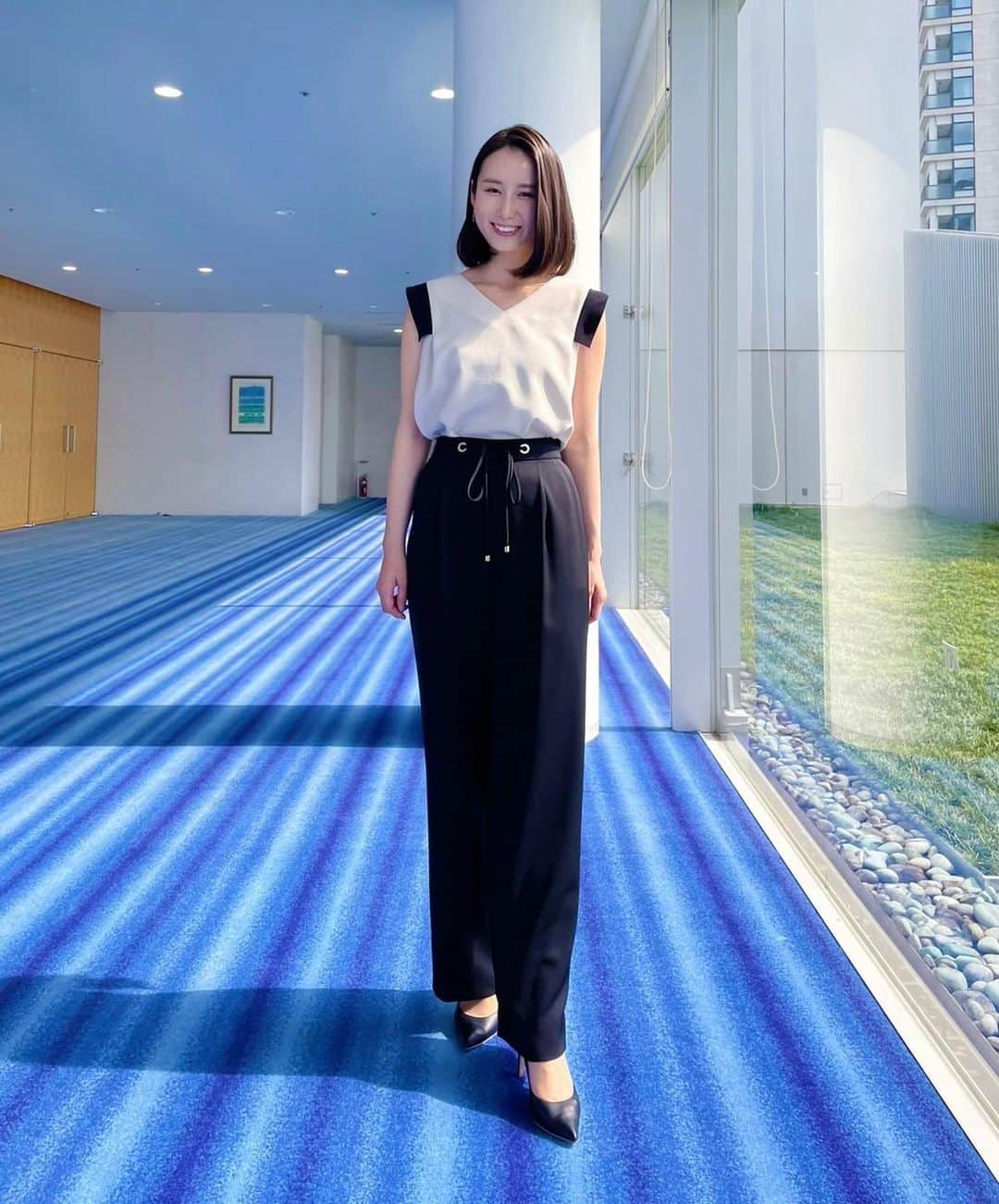 森川夕貴のインスタグラム：「* * Outfit   1. PINKY&DIANNE 2. AVIE 3. PINKY&DIANNE 4.tops: Rene   skirts: PINKY&DIANNE 5. PINKY&DIANNE  #outfit #fashion #衣装」