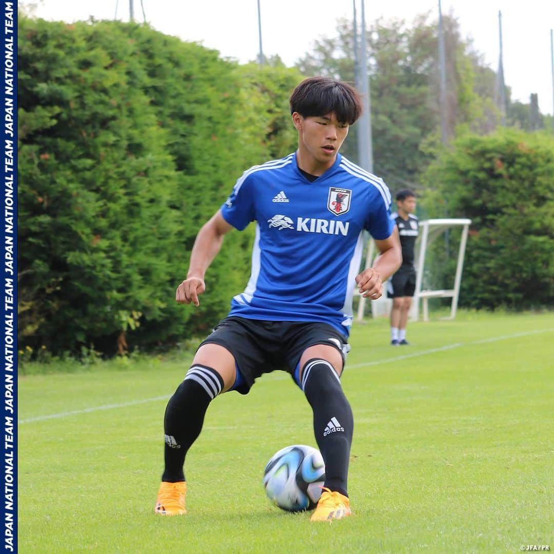 日本サッカー協会さんのインスタグラム写真 - (日本サッカー協会Instagram)「. 🔹#U19日本代表 🔹  『第49回モーリスレベロトーナメント』の開催地フランスへ移動し、トレーニングを開始⚽️  前回大会を6位で終えた日本代表。 更なる高みを目指してチームは初戦に臨みます。  ⚔️第1節 🗓️6.7(水)⌚️21:00KO(🇯🇵) 🆚モロッコ🇲🇦 📺CSテレ朝チャンネル2  詳しいレポートはプロフィールのJFA公式サイト『JFA.jp』から✍️  #夢への勇気を #jfa #daihyo #サッカー日本代表 #サッカー #soccer #football #⚽」6月7日 16時26分 - japanfootballassociation