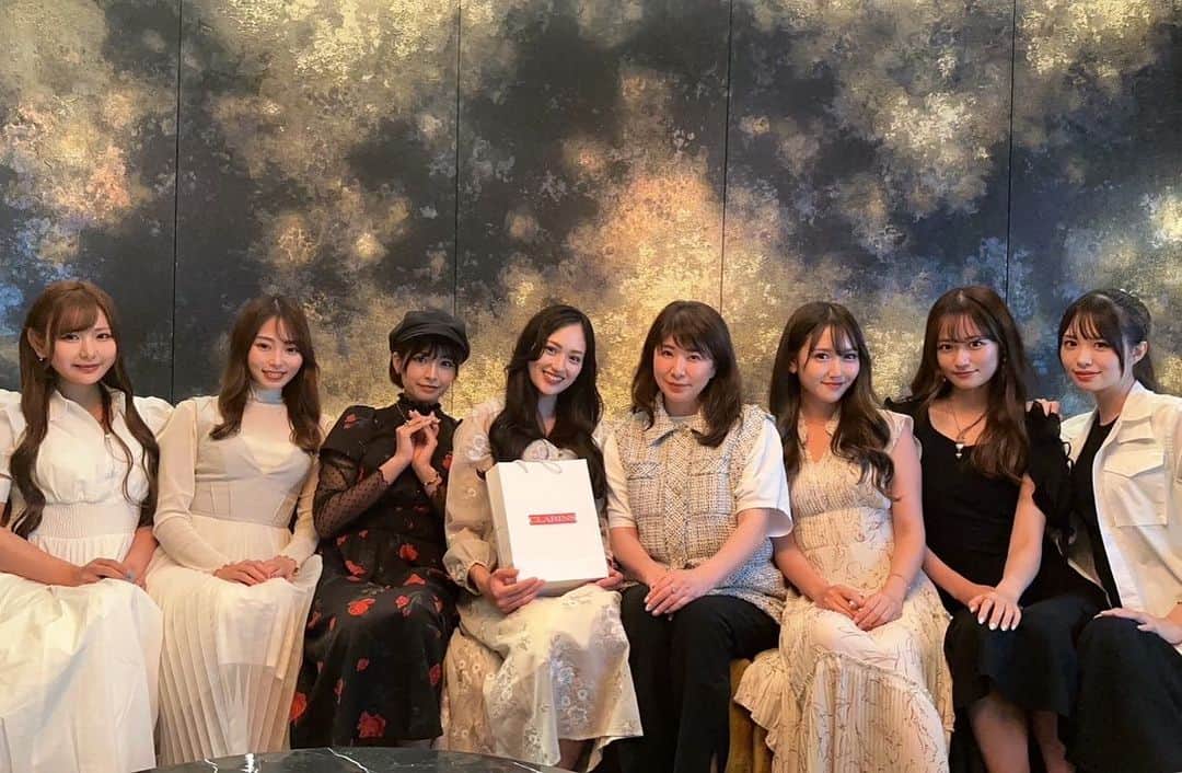 高橋菜生のインスタグラム：「. 先日ZENTsweetiesのみんなに お祝いしていただきました👶🏻❤️  久しぶりにみんなに会えて嬉しかったし たっくさんパワーをもらえました🫶  残り1ヶ月頑張ります！🤰  またこうしてみんなで集まれる機会を作ってくださった 多佳恵さん本当にありがとうございました！🙇‍♀️❤️  #zentsweeties #zentsweeties2020 #zentsweeties2021 #stvvlounge」