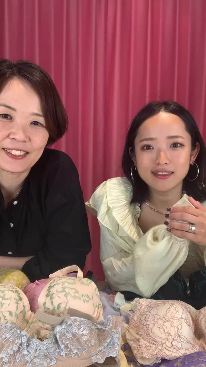 HEAVEN Japanのインスタグラム：「【2023/6/7】ヘブンジャパンの基礎☝️ ・購入前相談ってどんな感じ？ ・店舗はあるの？ ・無料で返品交換サービスとは？ ・不用ブラ回収って？  HEAVEN Japanのサービスを 改めて徹底解説！  #heavenjapan  #ヘブンジャパン  #ヘヴンジャパン  #下着好きな人と繋がりたい  #下着好き  #ブラジャー」
