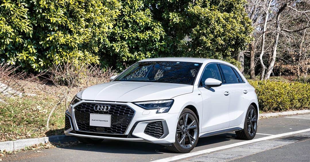 Audi Japan Sales / アウディジャパン販売さんのインスタグラム写真 - (Audi Japan Sales / アウディジャパン販売Instagram)「【Discover New Style Fair】  「技術による先進」をスローガンに、先進的なクルマづくりを続けてきたAudiから、プレミアムコンパクトカーAudi A3の魅力をお伝えする「Discover New Style Fair」を開催。 特別な装備を纏った限定車new urban styleも登場いたします。  期間限定の特別な購入サポートもご用意しておりますので、ぜひショールームへご来場ください。 お客様のご来場をスタッフ一同、心よりお待ちしております。  詳細につきましては、#AJS のオフィシャルサイトよりご確認いただけます。  @audi.japan.sales  #Audi #AJS #myaudi #audistyle #car #carstagram  #audia3 #アウディ #ドライブ #車 ＃試乗 #愛車 #外車 #ドイツ車 #車好き #車好きな人と繋がりたい #アウディ女子 #車好き男子」6月7日 18時00分 - audi.japan.sales